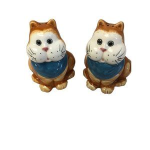Cat Kitty  Pair Salt Pepper Shakers Brown Blue‎  2 X 4 1/2"